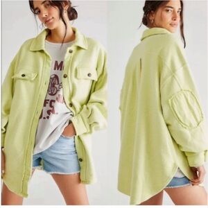 Butter yellow RUCFP Ruby  shaket in Luminary Lime color size XS